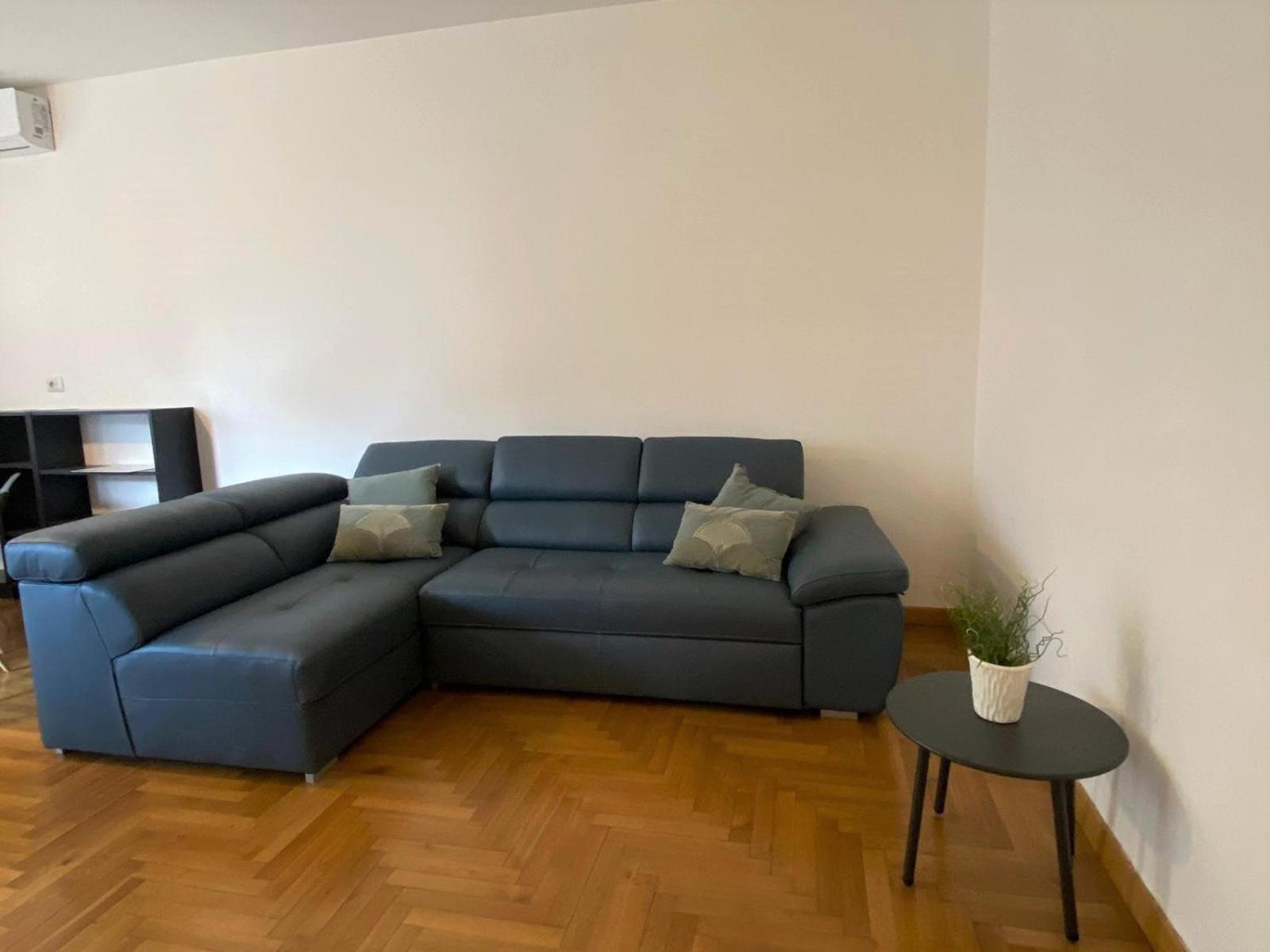The Little Duck - Modern Apartment With Balcony Como Exteriör bild