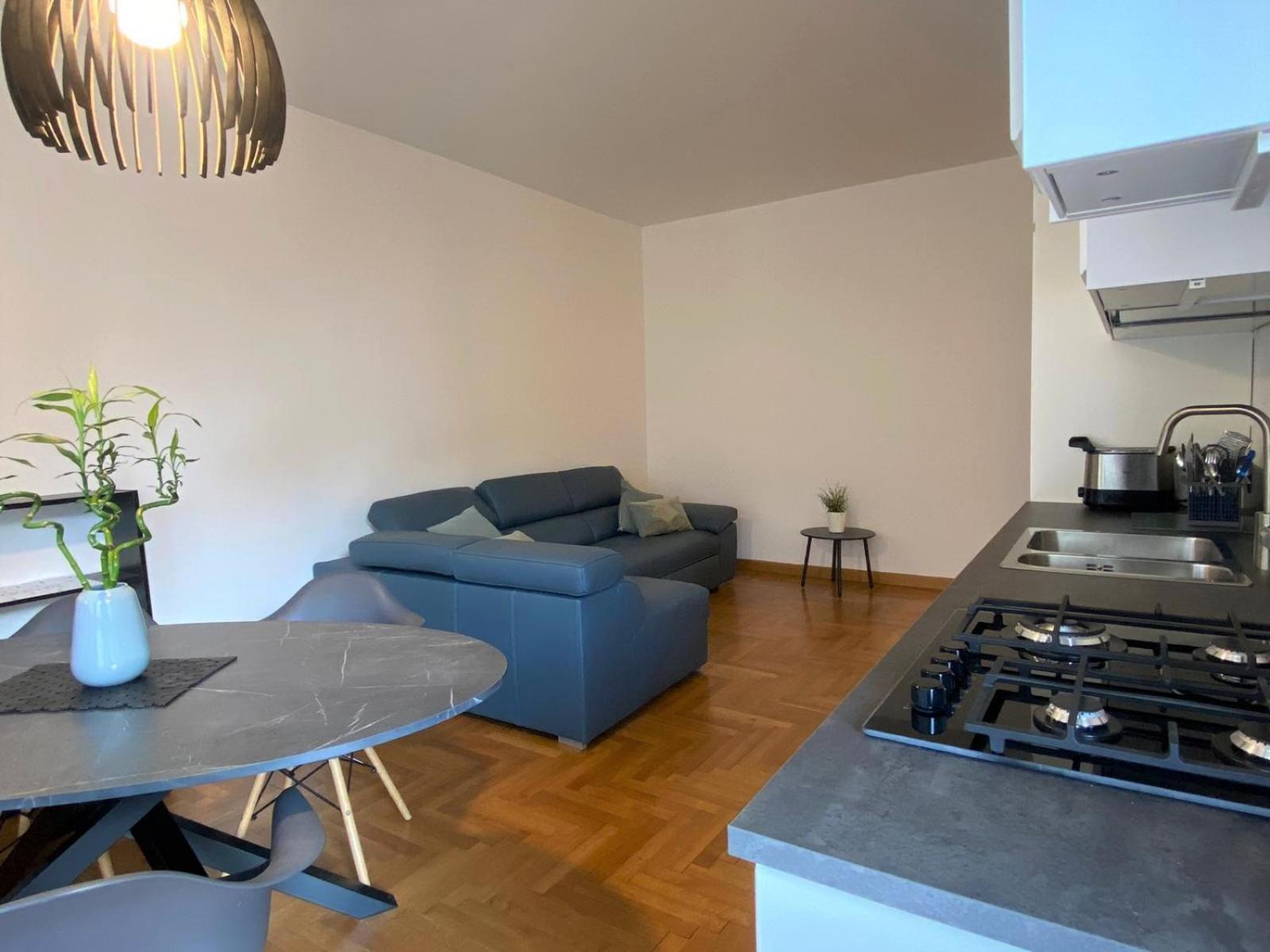 The Little Duck - Modern Apartment With Balcony Como Exteriör bild